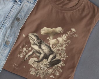 Vintage Frog Shirt, Botanical Frog T-Shirt, Cottagecore Nature Aesthetic Tee, Mushroom Frog Graphic, Nature Lover Gift, Comfort Colors 1717