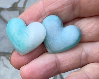 Aretes con forma de corazón de amor de resina hinchada