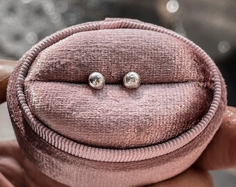 Orecchini A Sfera In Argento 925 Con Perla Sintetica 4 Mm – Ipoallergenici, Regalo In Astuccio