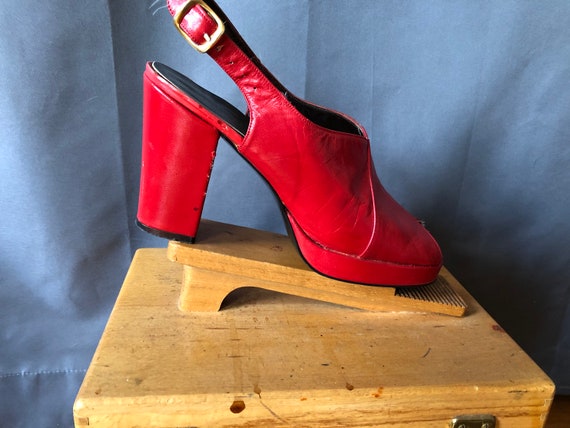 True 70's Platforms Cherry Red Peep Toe size 6.5