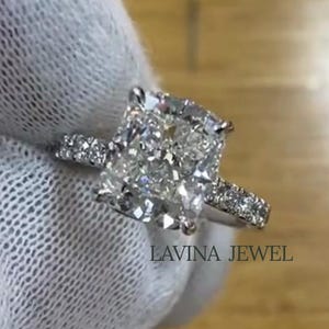 2 CT Elongated Cushion Cut Moissanite Engagement Ring 14k Solid Gold Solitaire Ring For Women Modern Wedding Anniversary Ring For Her Gift