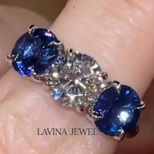 Moissanite Three Stone Ring/Round Moissanite Ring /Side Blue Sapphire Round Engagement Ring For Women/Anniversary Rings For Her/Wedding Ring
