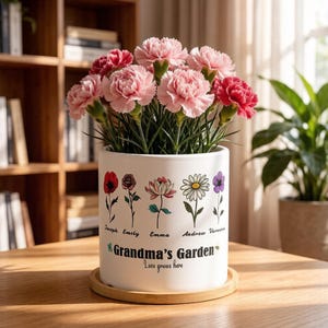 Personalized Birth Flower Ceramic Planter, Custom Grandma's Garden Gift