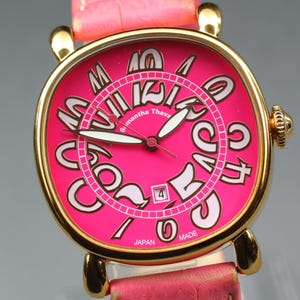 Near MINT Samantha Thavasa Pink Oval Dial 38mm Quartz Ladies Watch JAPAN Battery