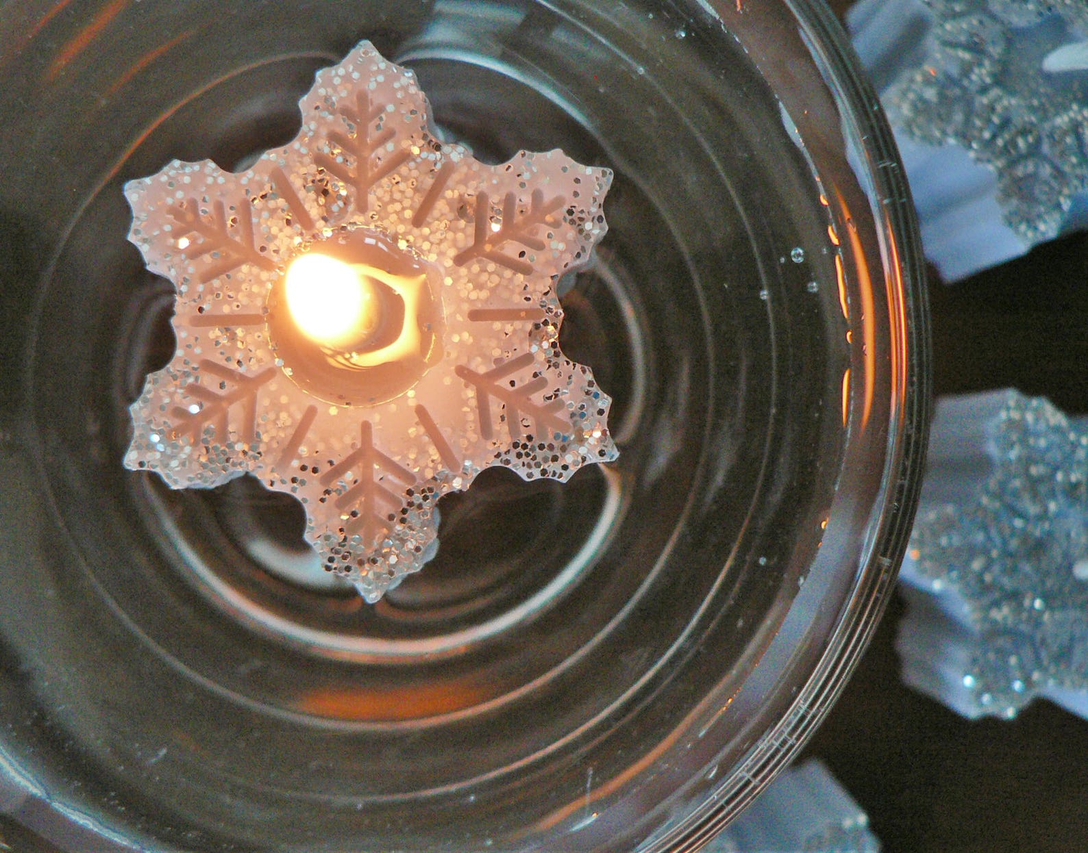 Snowflake floating candles set of 6 / Blue with silver glitter Etsy