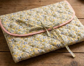 Quilted Laptop Sleeve Sewing Pattern | Padded Laptop Case PDF | Easy Modern Quilting Pattern | DIY Laptop Cover | Digital Sewing Pattern