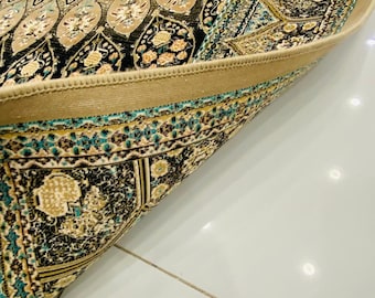 5x8.Elegant Muslim Prayer Mat with Arch Motif