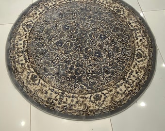 Round Persian Style Rug 5x5 – Intricate Floral Pattern Home Decor