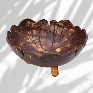 Handgemachte Kokosnussschale Nature Petal | Boho | Seifenschale oder Snackschale | Nachhaltiges Geschenk | Fairer Trade | Siam Life