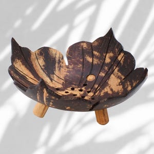 Handgemachte Kokosnussschale Lotus Shell | Boho | Seifenschale oder Snackschale | Nachhaltiges Geschenk | Fairer Trade | Siam Life