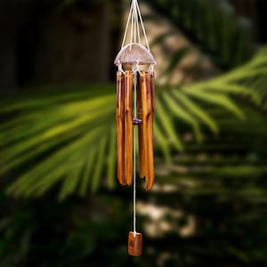 Handgemachtes Bambus-Windspiel mit Kokosnuss, sanfter Klang, Deko für Garten, Balkon und Zuhause, Thai Handwerk, 30× 100×10 cm - Siam Life