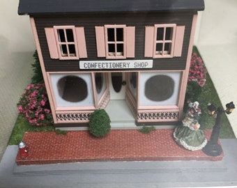 144th Scale Confectionery Shop in 5" Cube