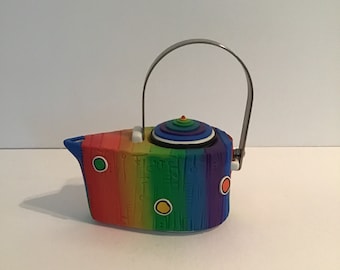 Rainbow Teapot II