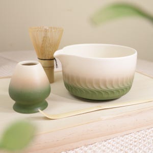 Ensemble de bols à matcha verts peints à la main avec boîte-cadeau, Ensemble de bols à matcha faits main, Idées cadeaux pour coffrets matcha, Cadeau pour les amateurs de matcha