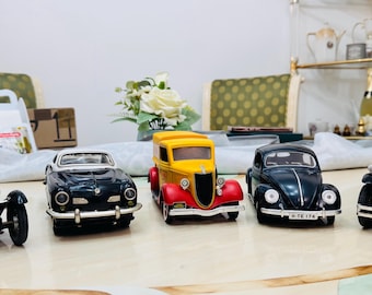 Lotto di 5 auto d'epoca in scala 1:18, 22,5 cm, (marche Solido, Polistil e Burago) Vintage, da collezione o da esposizione, in buone condizioni