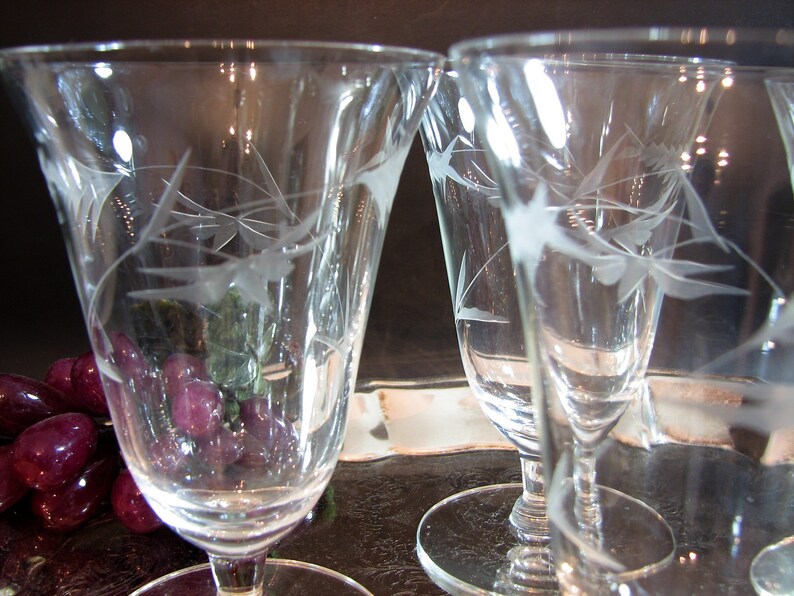 Etched BIRD of PARADISE Wine Glasses Cocktail Glasses Etsy
