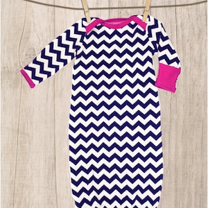 Lullaby Line Babykleid: Babykleid-Muster, Babyausstattung