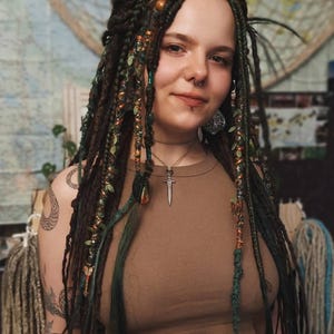 Forest bohemian synthetic crochet dreadlock set, brown green DE SE bumpy dreads, re-usable dreadlock extensions 21-22 inches