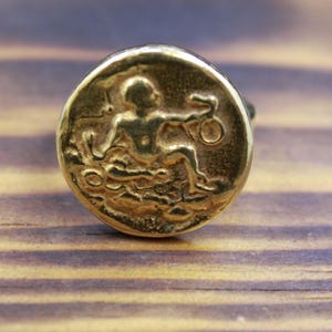 Ancient Roman Bronze Coin Intaglio Ring | Solid 925 Sterling Silver | Unique Historical Jewelry | Unisex Gift | Gift For Her