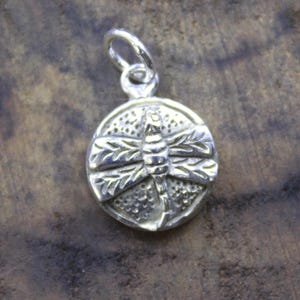 Colgante de mariposa de bronce romano antiguo hecho a mano: joyería de plata de ley con intaglio.