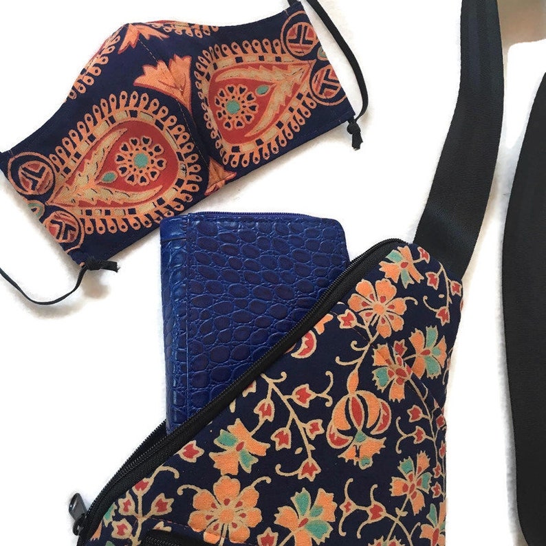 Ready-to-Ship Shoulder pack, shoulder purse, crossbody purse, textile fabric, mask set, matching mask set, Alexander Henry image 6