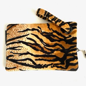 Tiger Faux Fur wristlet, Tiger clutch, tiger print purse, Holiday gift wristlet, Birthday present, purse faux fur image 3