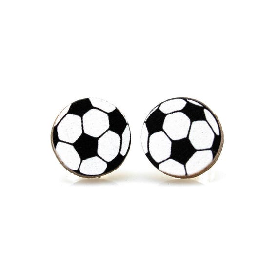 サッカーボールスタッドピアス #3067 - Etsy 日本
