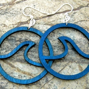 Wave in Circle Earrings Laser Cut out of Reforested Wood image 4