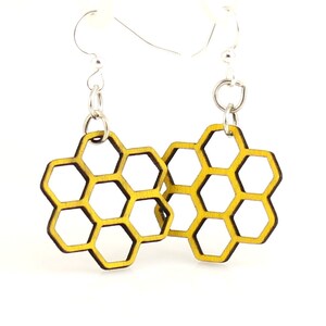 Fleurs en nid d&#39;abeille - Boucles d&#39;oreilles en bois