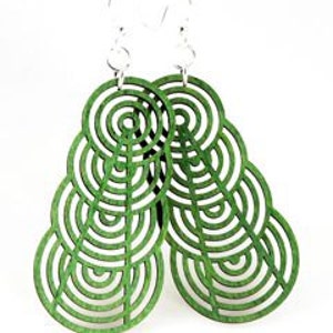 Ascending Interlocking Circles - Laser Cut wood Earrings