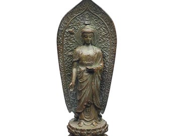 古代中国の天然翡翠で手彫りされた仏像 - Etsy 日本