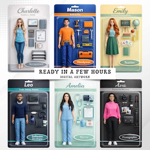 Op de afbeelding: Zes poppen die verschillende beroepen vertegenwoordigen, worden in verpakking getoond. De poppen omvatten een accountant, klusjesman, leraar, softwareontwikkelaar, verpleegkundige en fotograaf. Elke pop heeft accessoires die verband houden met hun beroep. De tekst "READY IN A FEW HOURS DIGITAL ARTWORK" is ook zichtbaar.