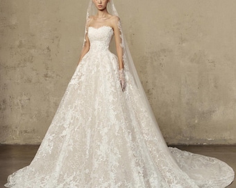 Luxury Lace Corset Wedding Dress western wedding dress – Elegant Ball Gown Bridal Dress with Long Train & Veil