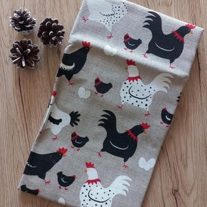 Chicken tea towel. Kitchen Tea towel .Linen/Cotton towel. Home decor. Farmhouse decor.