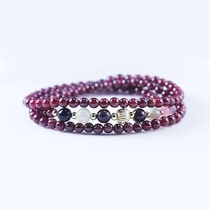Handmade Three-circle Red Garnet Crystal Bracelet