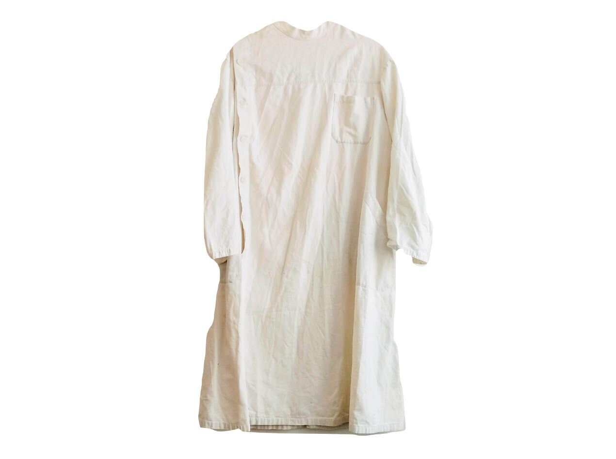 Image of Vintage French White Work Cotton Buttoned John Wayne Button Style Jacket Coat Shirt With Pockets Size M-L Workwear 1970's/Eve Of England