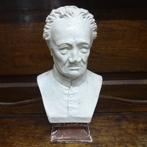 Vintage French Robert De Lamennos bust statue figurine plaster pair circa 1940-50&#39;s / EVE of Europe