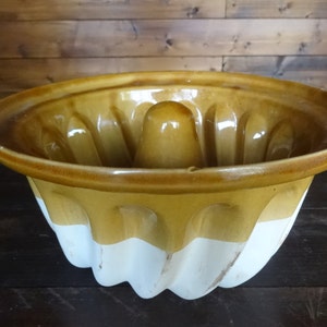 Vintage French Ceramic Cake Pudding Baking Cooking Mould Traditional Commercial Patisserie circa 1960-70&#39;s / EVE of Europe