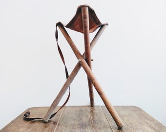 Vintage Französisch Jagd Shooting Angeln Camping Wandern Tragbarer Klapphocker Sitz Mit Schultergurt Tabouret circa 1980-90 / EVE