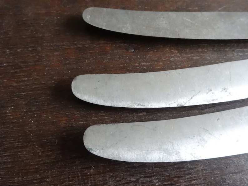Vintage English dinner knifes collection set cutlery flatware silverware tarnish patina plate loss circa 1920-1930/'s English Shop