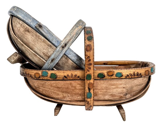 Vintage Chinese Market Trug - Ca 1920's Vintage Chinese Market Trug - Ca 1920's