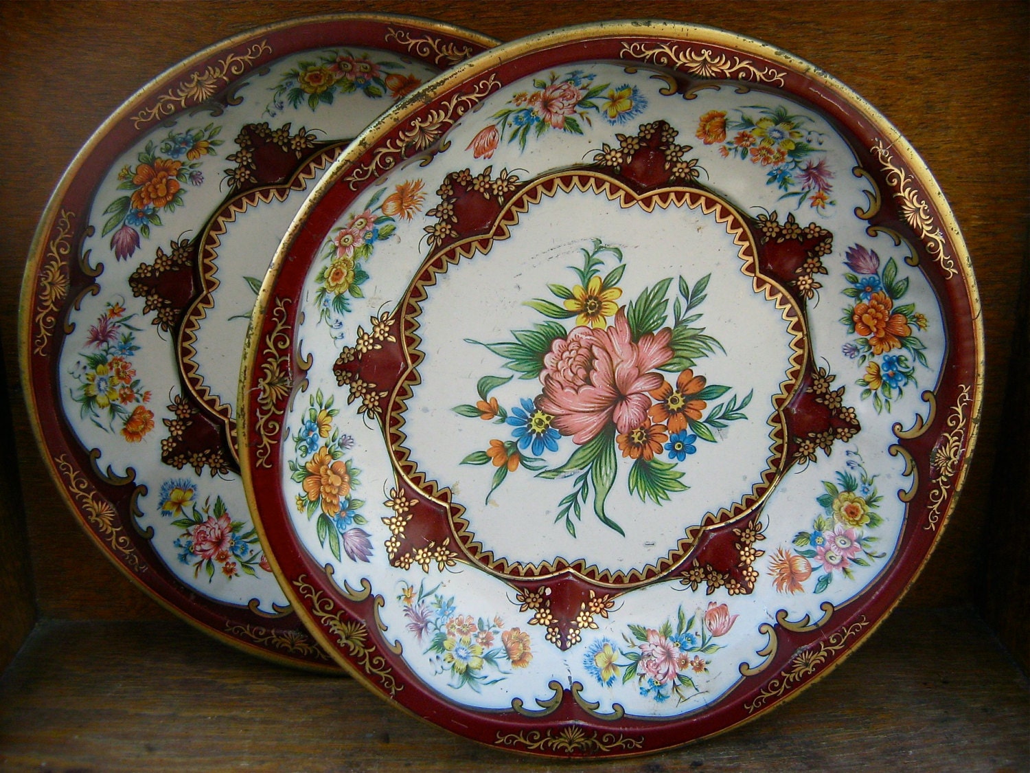Vintage English tin plates Set of 2 Flower Decor Vintage Tin Etsy