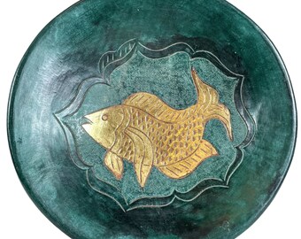 Vintage tailandés grande cerámica pesada terracota loza verde oro extra grande pescado plato fruta exhibición decoración alrededor de 1990-2000 / EVE