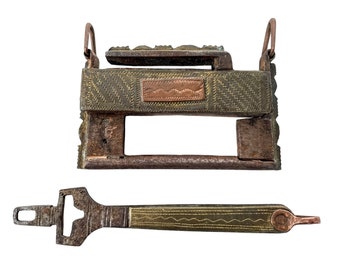 Vintage Moroccan Arabian Brass Metal Padlock Lock Decorative Saddle Furniture Hardware circa 1960-70's / EVE