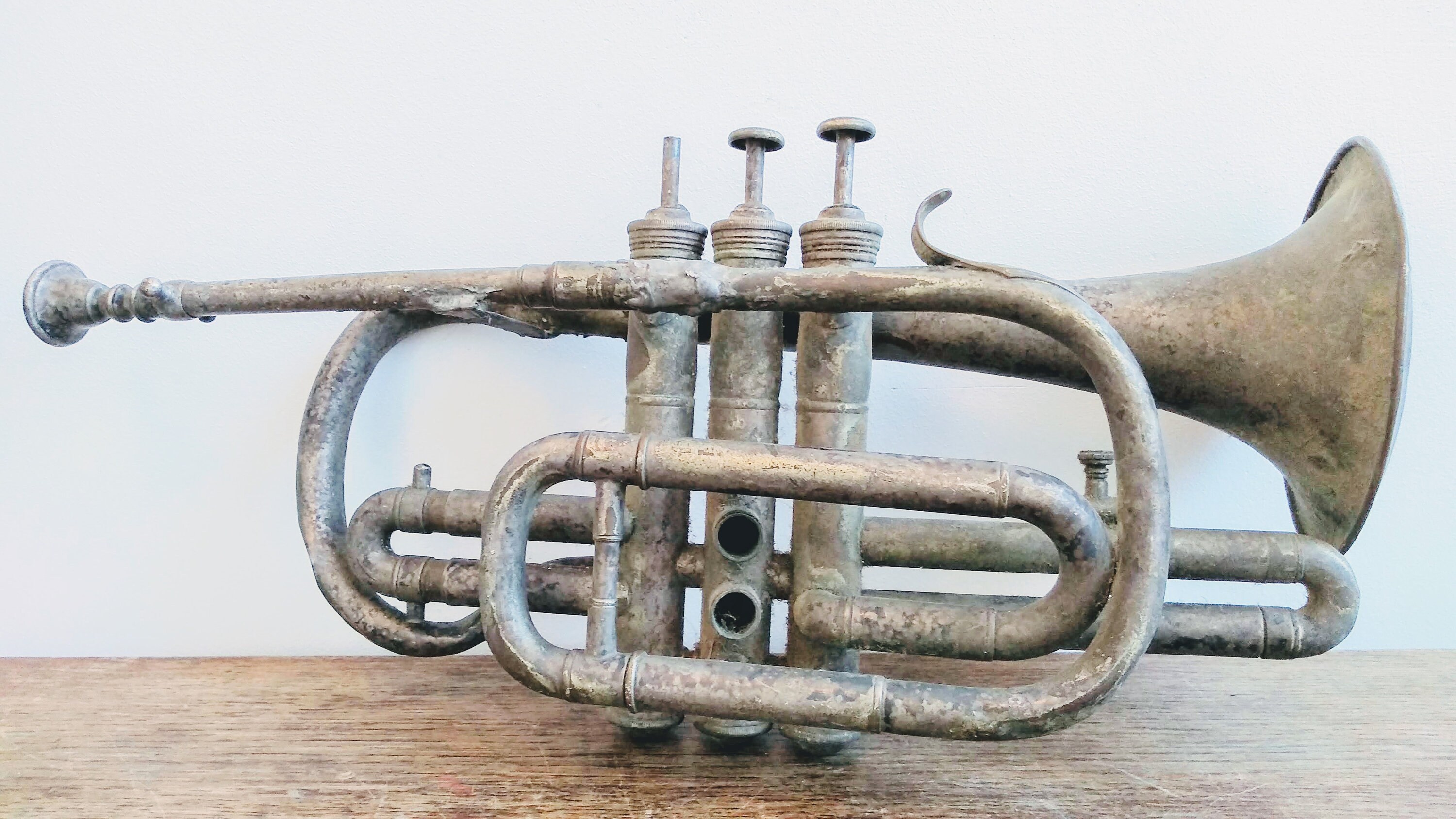 Broken Musical Instruments for sale Only 4 left at 60