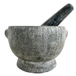 Vintage Indonesian Grey Stone Pestle and Mortar Spice Herb Mixing Grinding Pot Spellmaking Witch Cooking Kitchen c1990-00&#39;s / EVE