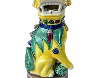 Vintage Chinese Yellow Green Blue Ceramic Foo Dog Asian decorative ornament decoration display circa 1960-70's / EVE