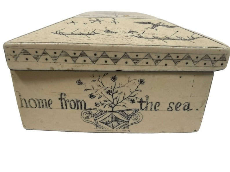 Vintage English Scrimshaw Resin Faux Fake Whale Whaleship Beatrice Home Is The Sailor Trinket Box Jewellery Storage circa 1980-90's / EVE image 5