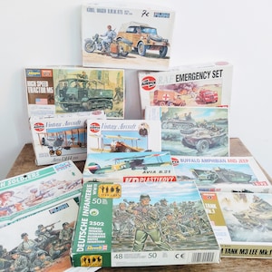 Vintage Airfix Esci Revell Hasegawa Model Kits Kit Beeldje Kunststof Oorlogstransport Beeldjes Collectie Job Lot c1980-90&#39;s / EVE of Europe
