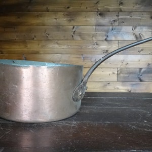 Vintage French copper pot casserole saucepan pan bashed and bruised kitchen decor circa 1940-50&#39;s / EVE of Europe